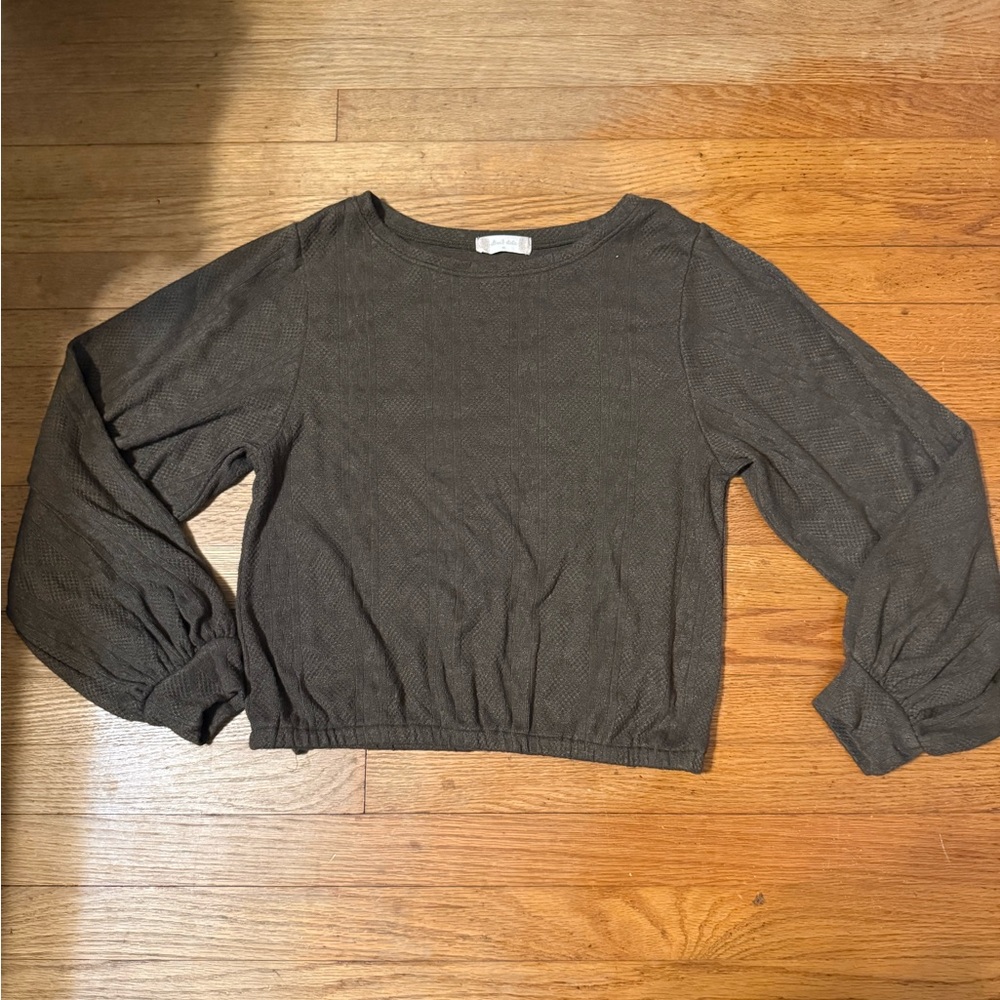 Altar'd State Olive Cropped Balloon Sleeve Top